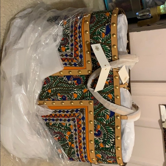 tory burch block t stud tote